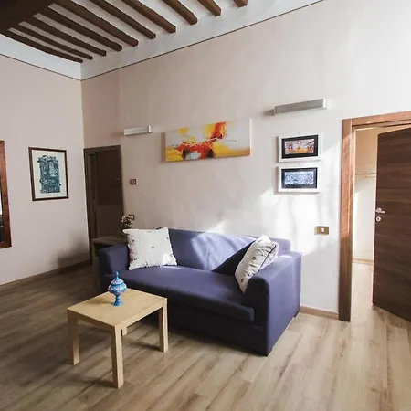 Ad Un Passo Dal Duomo * أورفييتو