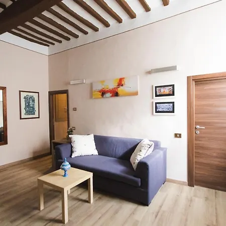 Ad Un Passo Dal Duomo Apartment *