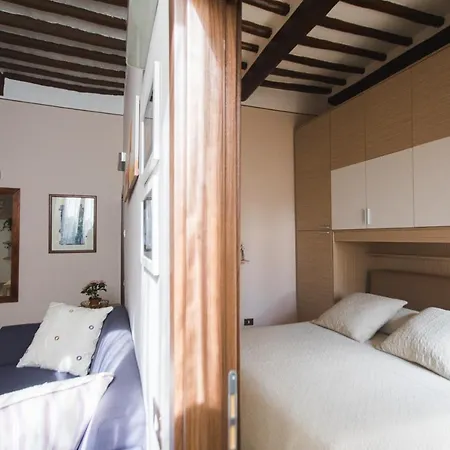 Ad Un Passo Dal Duomo شقة