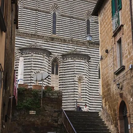 Ad Un Passo Dal Duomo *