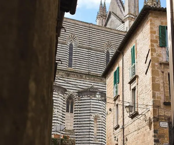 Ad Un Passo Dal Duomo *